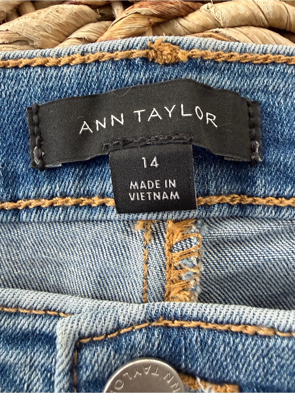 Ann Taylor Mid Rise Bootcut Jean - Picture 12 of 15